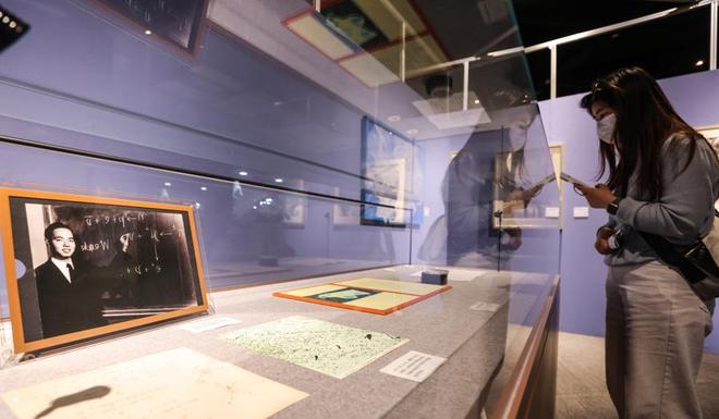 天顺娱乐官方：从极大到极小的宇宙尺度漫游，“无尽宇宙”科学艺术展在上海天文馆开幕
